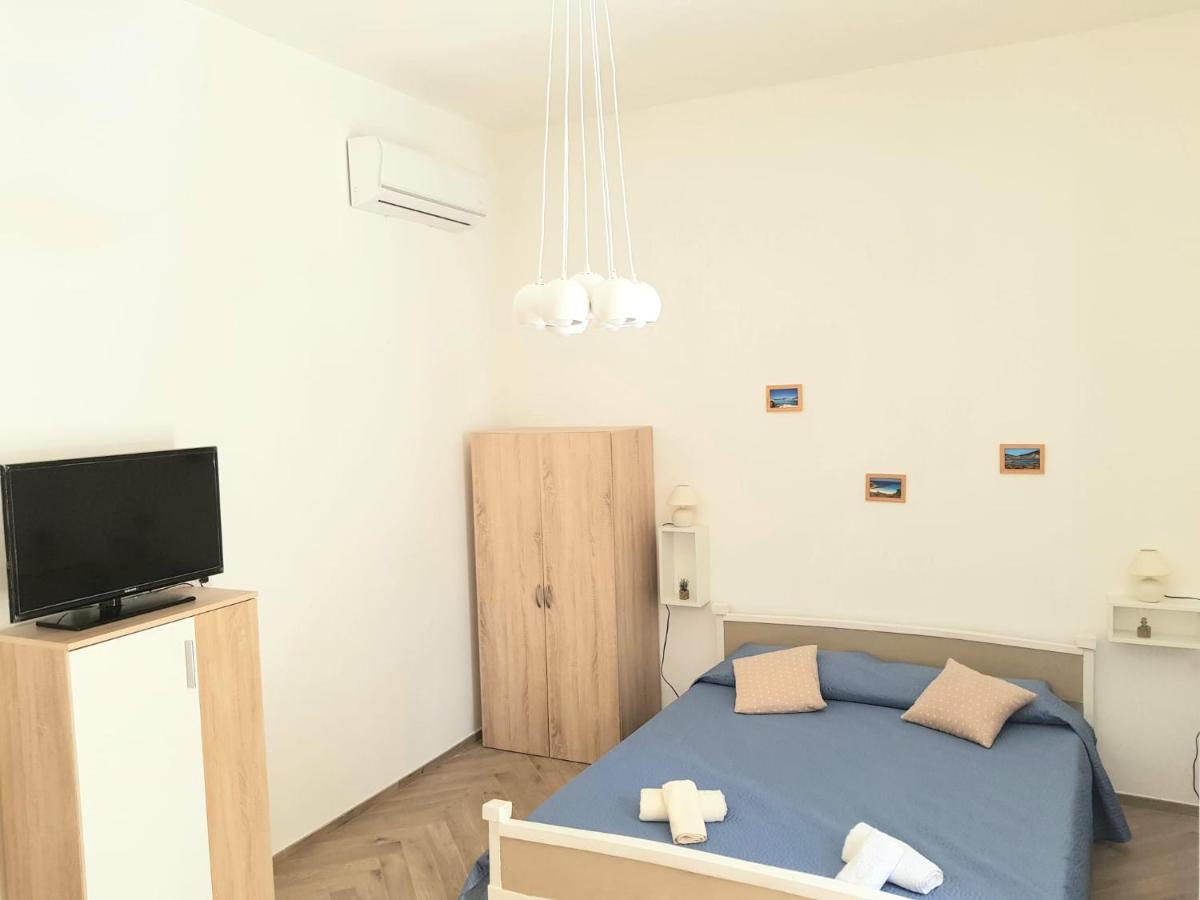 포르토 토레스 Casa Di Giu B&B 외부 사진