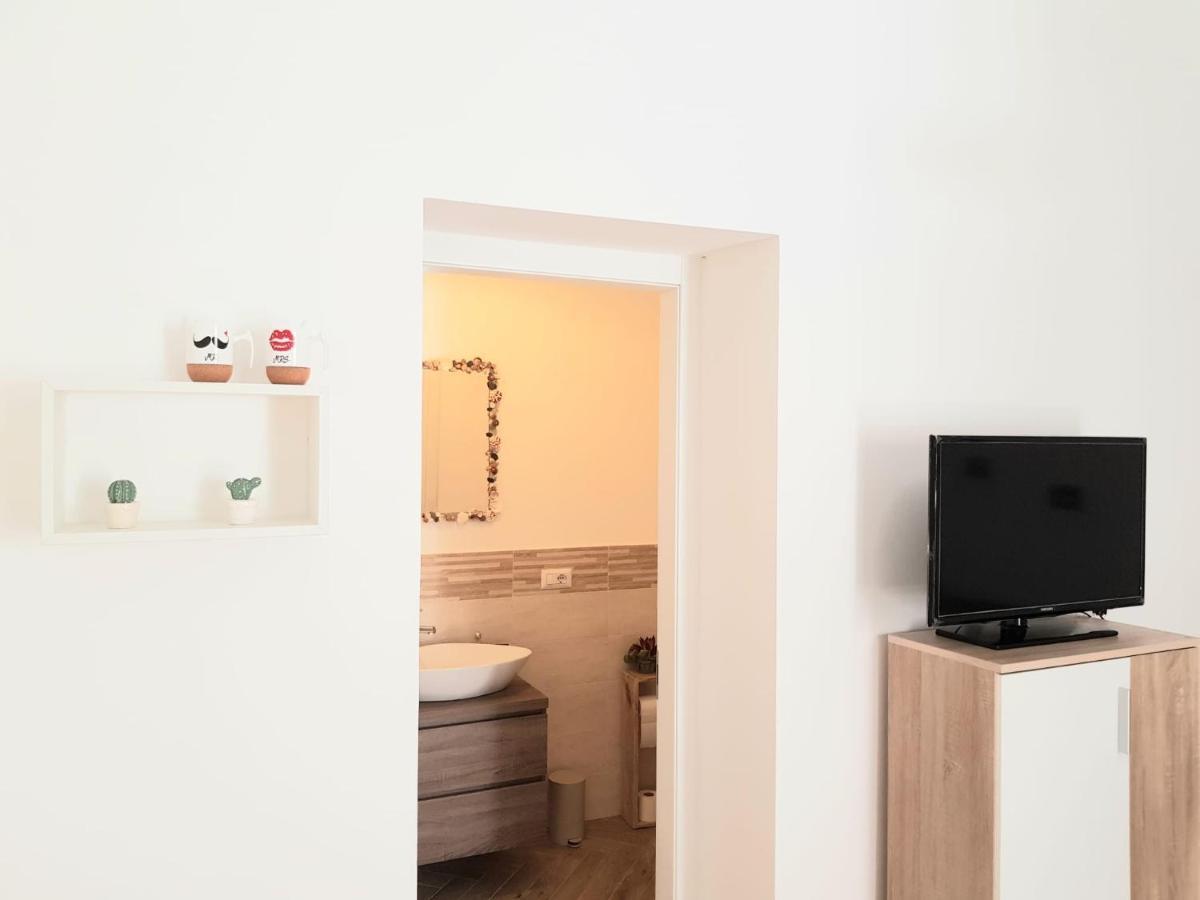포르토 토레스 Casa Di Giu B&B 외부 사진