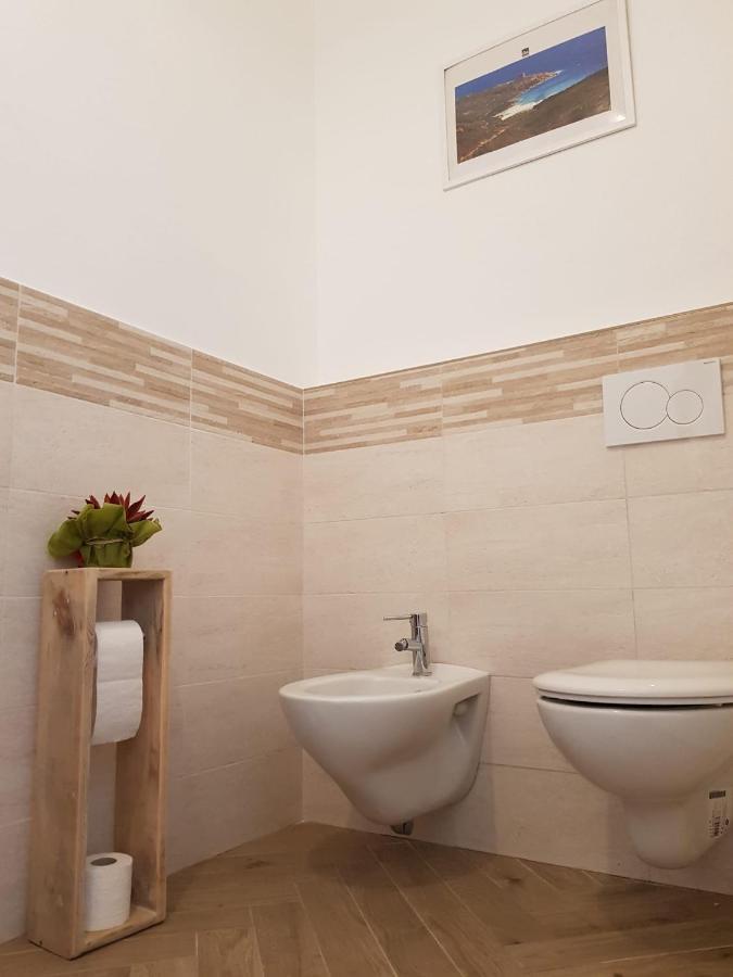 포르토 토레스 Casa Di Giu B&B 외부 사진